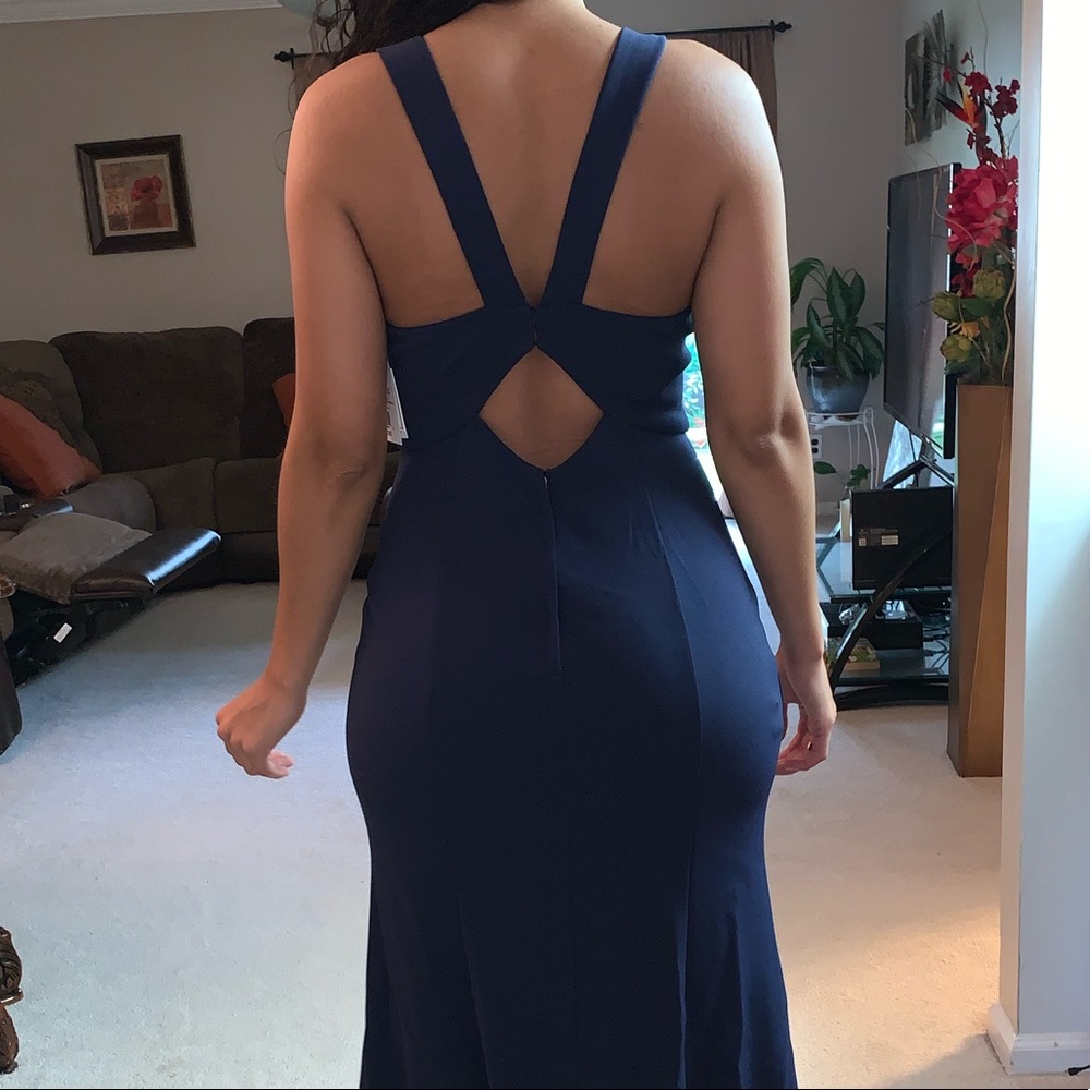 Scuba Crepe Mermaid Dress w/ V-Back-David’s Bridal - Picture 3 of 4